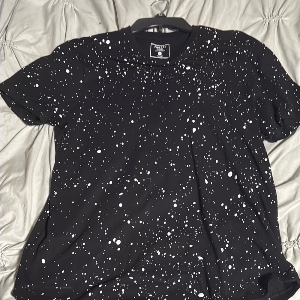 Rue21 Black and White Splatter Short Sleeve Tee